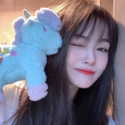 比基尼少女